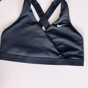 Nike maternity nursing sports bra